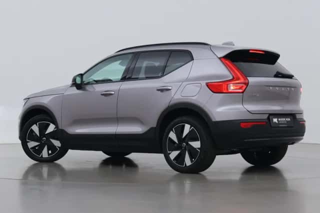 Volvo EX40 (2026) thumbnail 2