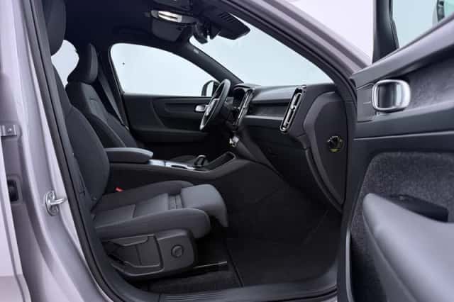 Volvo EX40 (2026) thumbnail 5