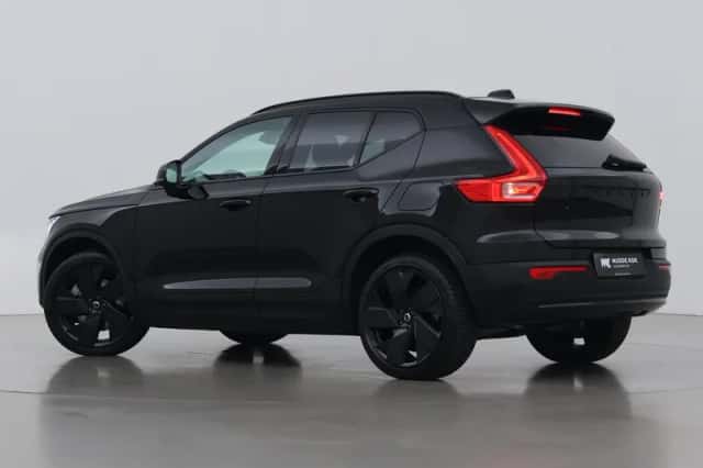 Volvo EX40 (2026) thumbnail 2
