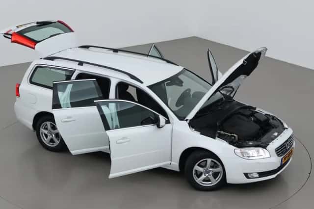 Volvo V70 (2016) thumbnail 6