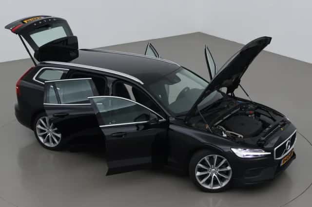 Volvo V60 (2020) thumbnail 6