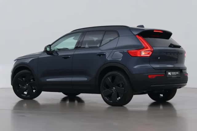 Volvo EX40 (2026) thumbnail 2