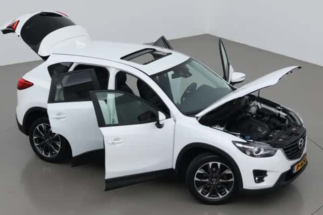 Mazda CX-5 (2016) thumbnail 6