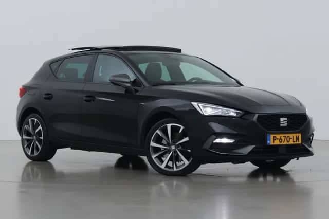 SEAT Leon (2021) thumbnail 1