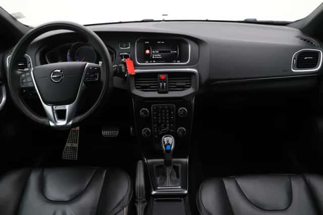 Volvo V40 (2017) thumbnail 4