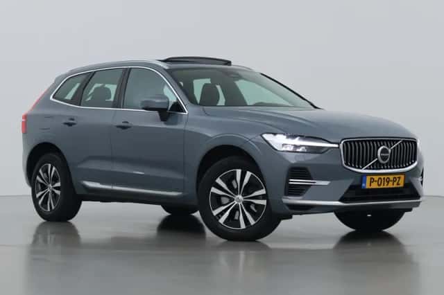 Volvo XC60 (2021) thumbnail 1