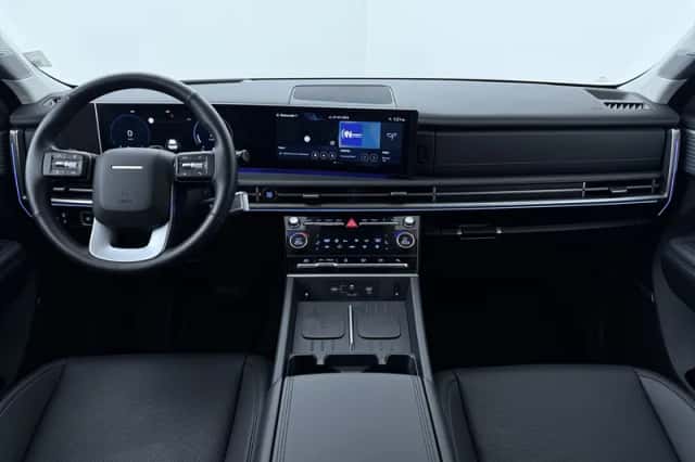 Hyundai Santa Fe (2025) thumbnail 4