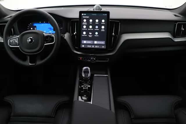 Volvo XC60 (2026) thumbnail 4