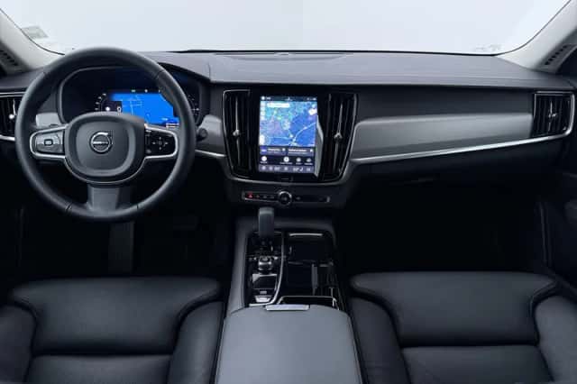 Volvo V90 (2024) thumbnail 4