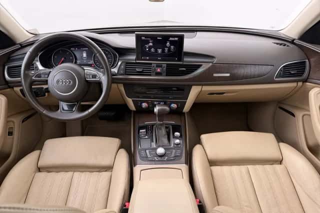 Audi A6 (2012) thumbnail 4