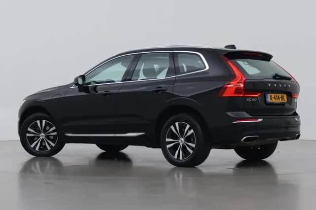 Volvo XC60 (2020) thumbnail 2