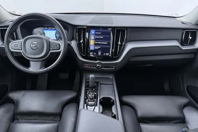 Volvo XC60 (2020) thumbnail 4