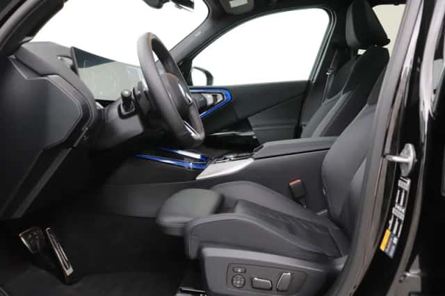 BMW X3 (2026) thumbnail 3