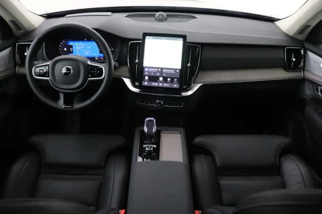 Volvo XC90 (2026) thumbnail 4