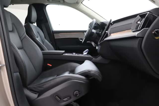 Volvo XC90 (2026) thumbnail 5