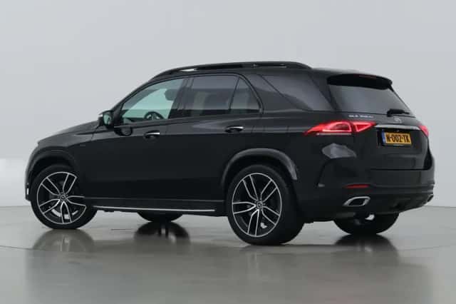 Mercedes-Benz GLE (2021) thumbnail 2
