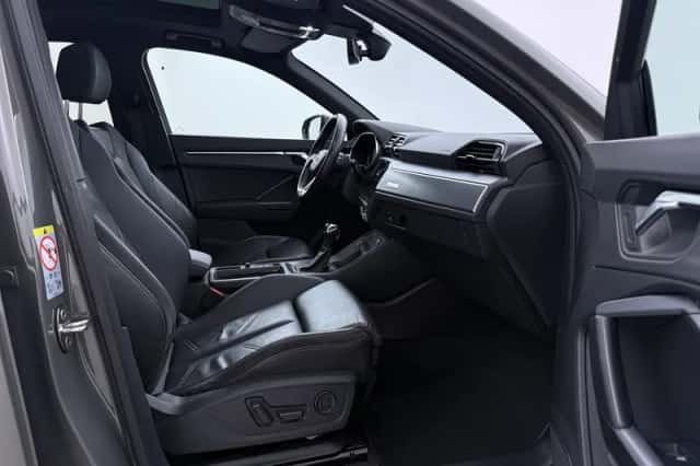 Audi Q3 (2020) thumbnail 5
