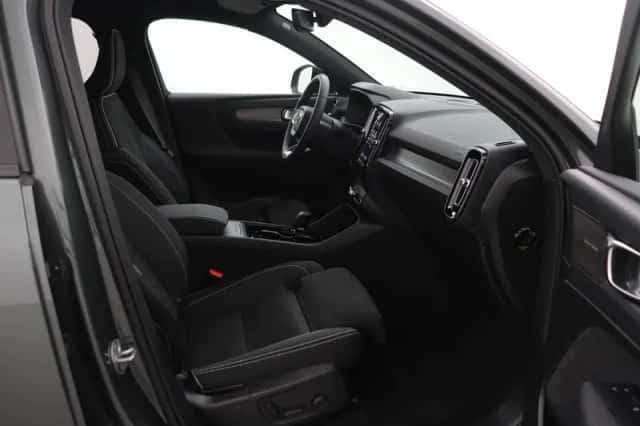 Volvo EX40 (2026) thumbnail 5