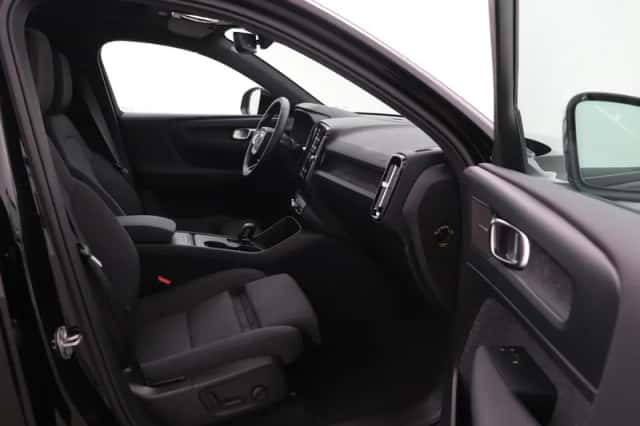 Volvo EX40 (2026) thumbnail 5