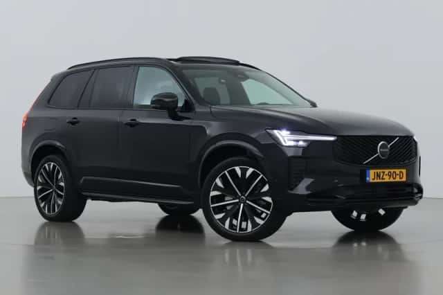 Volvo XC90 (2025) thumbnail 1