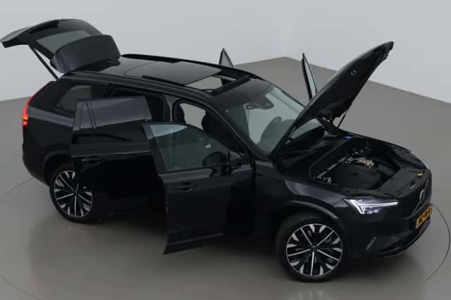 Volvo XC90 (2025) thumbnail 6