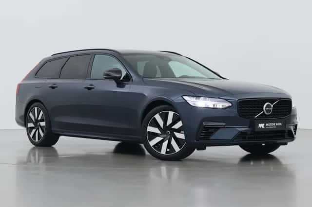 Volvo V90 (2025) thumbnail 1