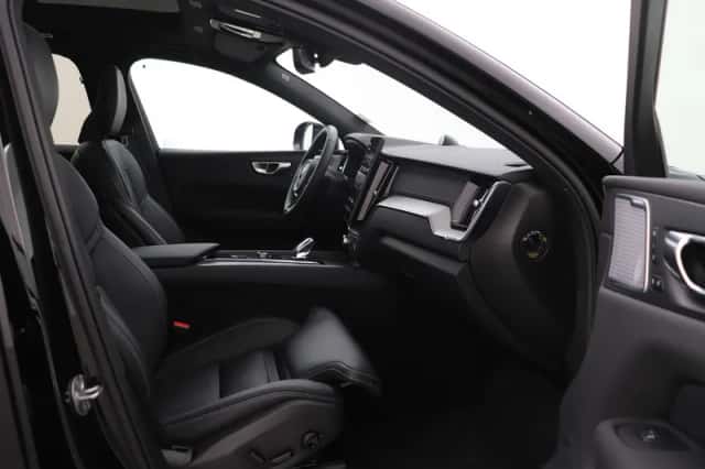 Volvo XC60 (2026) thumbnail 5