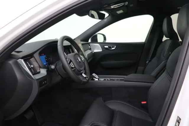 Volvo XC60 (2026) thumbnail 3