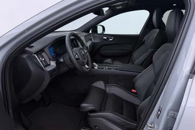 Volvo XC60 (2026) thumbnail 3