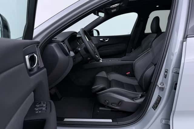 Volvo XC60 (2026) thumbnail 3