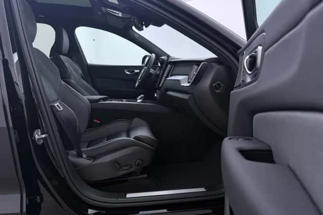 Volvo XC60 (2026) thumbnail 5