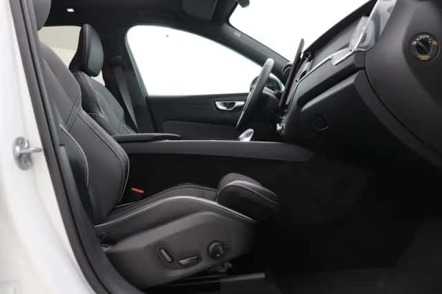 Volvo XC60 (2026) thumbnail 5