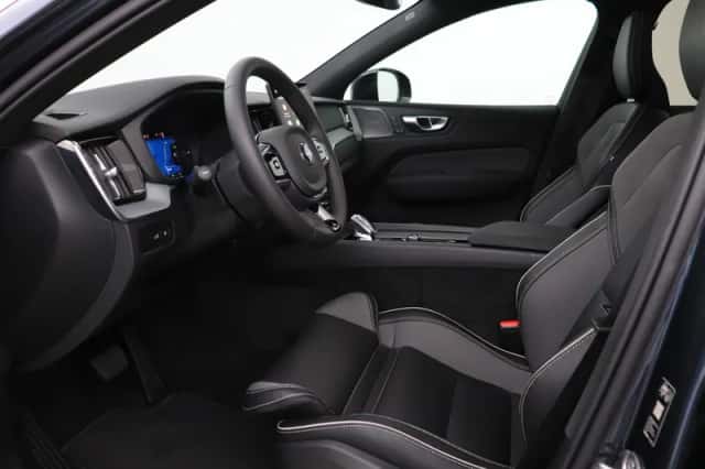 Volvo XC60 (2026) thumbnail 3