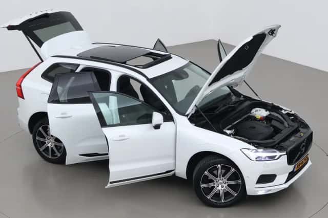 Volvo XC60 (2018) thumbnail 6