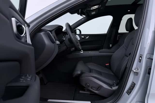 Volvo XC60 (2026) thumbnail 3