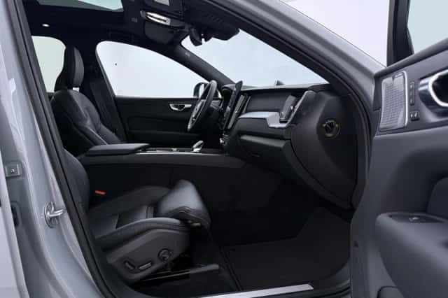 Volvo XC60 (2026) thumbnail 5