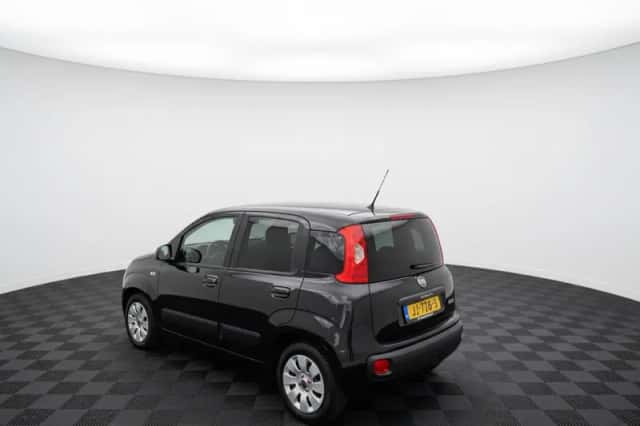 Fiat Panda (2016) thumbnail 4
