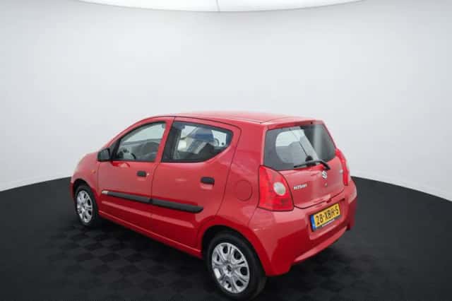 Suzuki Alto (2012) thumbnail 4