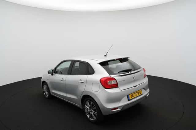 Suzuki Baleno (2016) thumbnail 3
