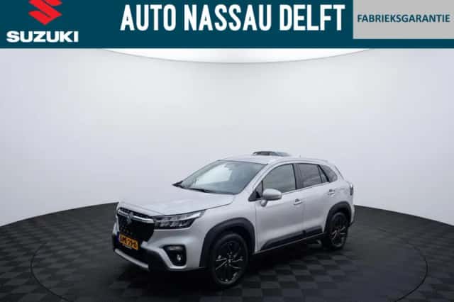 Suzuki S-Cross (2025) thumbnail 2