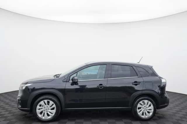 Suzuki S-Cross (2025) thumbnail 2
