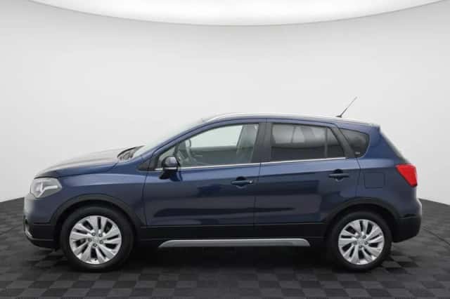 Suzuki S-Cross (2018) thumbnail 2