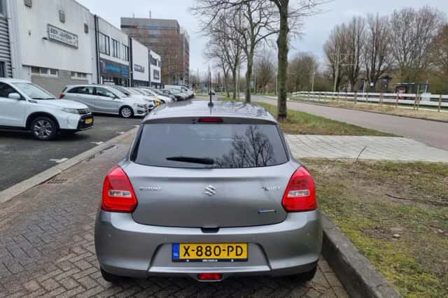 Suzuki Swift (2024) thumbnail 5