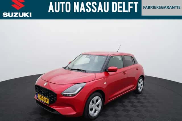 Suzuki Swift (2025) thumbnail 2