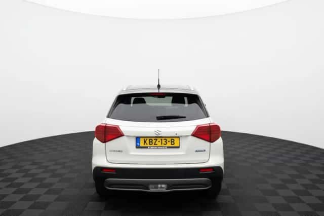 Suzuki Vitara (2025) thumbnail 5