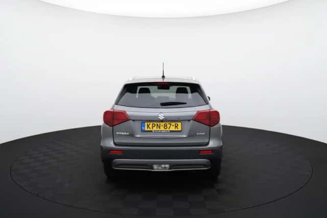 Suzuki Vitara (2025) thumbnail 5
