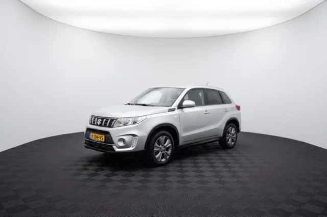 Suzuki Vitara (2019) thumbnail 4