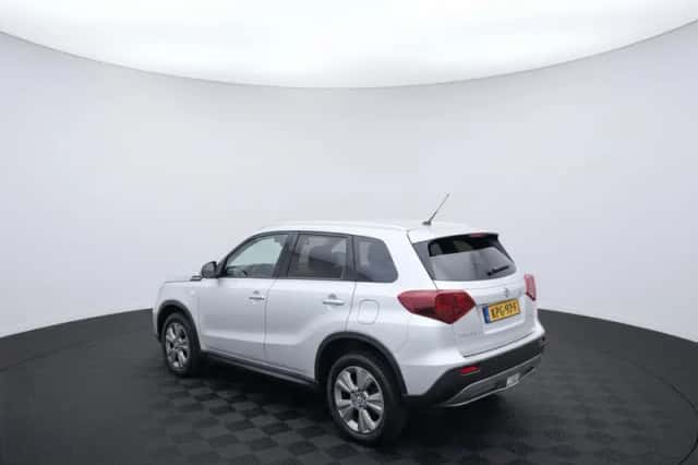 Suzuki Vitara (2025) thumbnail 3