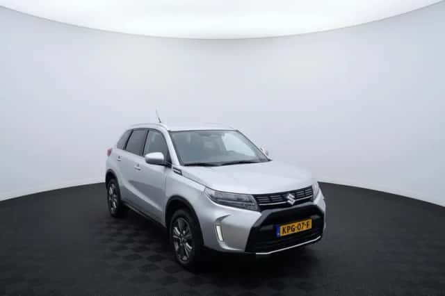 Suzuki Vitara (2025) thumbnail 6