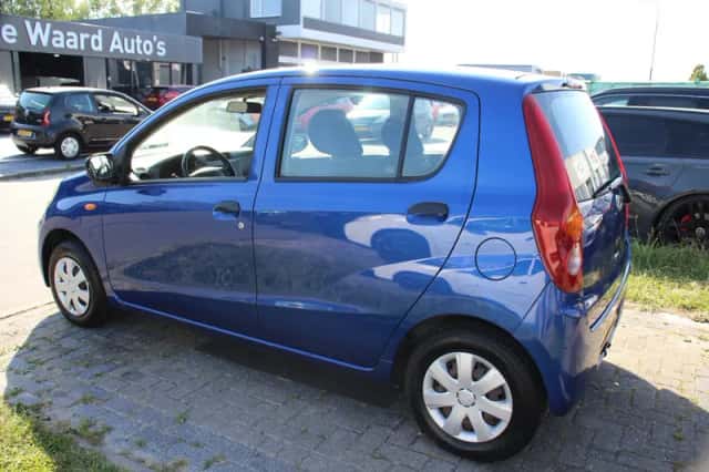 Daihatsu Cuore (2008) thumbnail 5